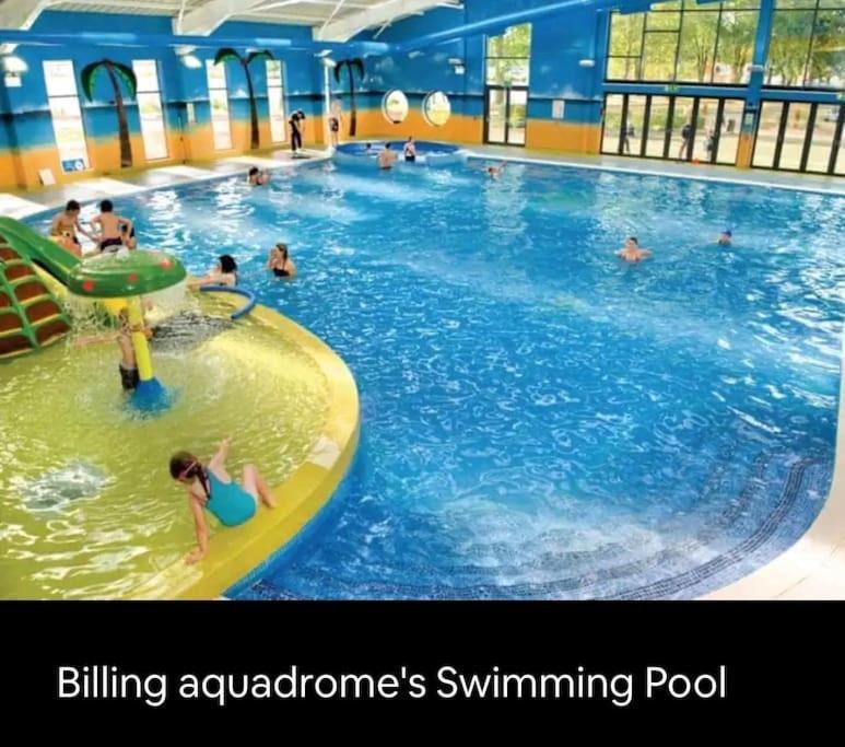 Апартаменты Billing Aquadrome Northampton, Royale Poplar Km12 Экстерьер фото