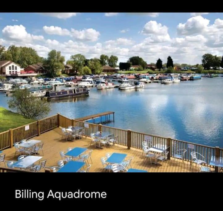 Апартаменты Billing Aquadrome Northampton, Royale Poplar Km12 Экстерьер фото