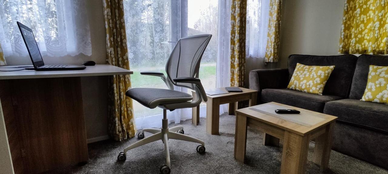 Апартаменты Billing Aquadrome Northampton, Royale Poplar Km12 Экстерьер фото