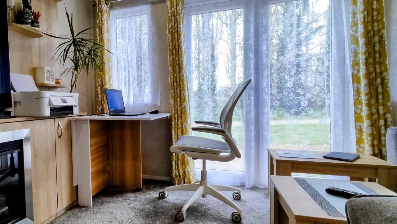 Апартаменты Billing Aquadrome Northampton, Royale Poplar Km12 Экстерьер фото